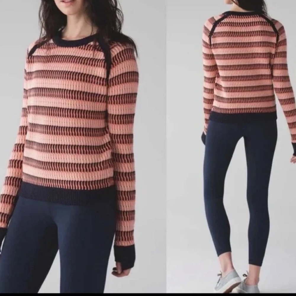 Lululemon Atheltica Striped Devi Crew Neck Orange and Navy Size 4 Like New